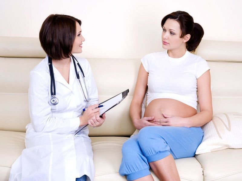 Mẹ bầu cần sự tư vấn của bác sĩ khi dùng thuốc trong quá trình mang thai